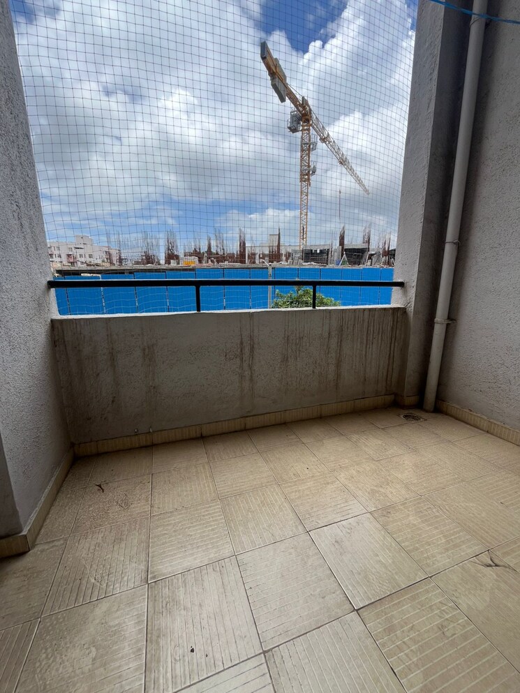 Balcony, colonnade-apartment 2 Bedroom 800 Sq.Ft. Apartment In Kharadi Pune 9133578