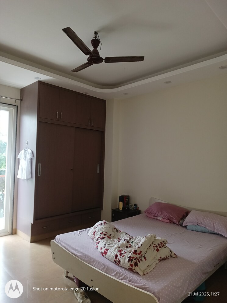 Room, avasiya-kalyankari-sanstha 3 Bedroom 1200 Sq.Ft. Apartment In Lajpat Nagar Delhi 9133579