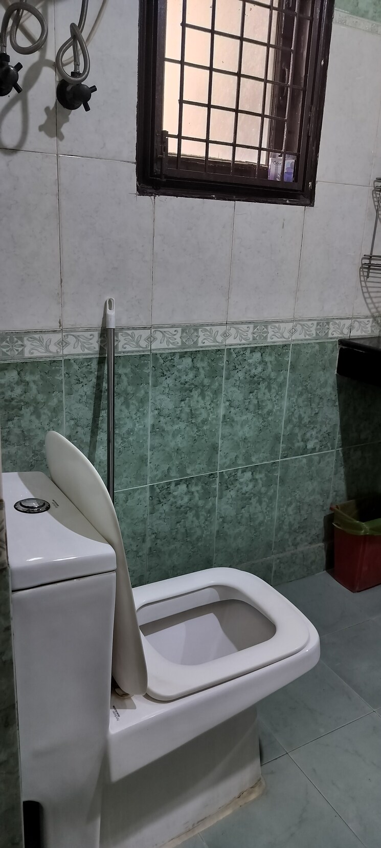 Bathroom, amrapali-exotica 4 Bedroom 2450 Sq.Ft. Apartment In Sector 50 Noida 9133594