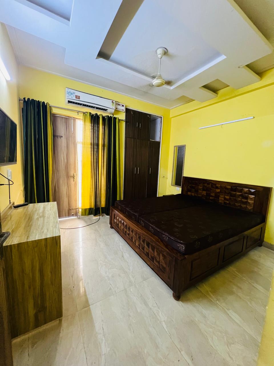 3 BHK Builder Floor For Rent in Ansal Sushant Lok I