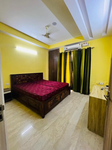 Bedroom in 3 BHK Builder Floor at Ansal Sushant Lok I, Sector 43 – for Rent