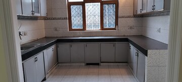 Kitchen in 3 BHK Independent House at RWA Apartments Sector 40, Sector 40 – for Rent