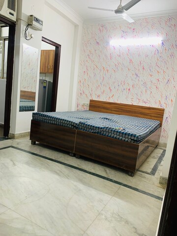 Bedroom in 4 BHK Apartment at Surya CGHS, Sector 43 – for Rent