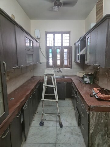 Kitchen in 2 BHK Independent House at Sector 46 – for Rent