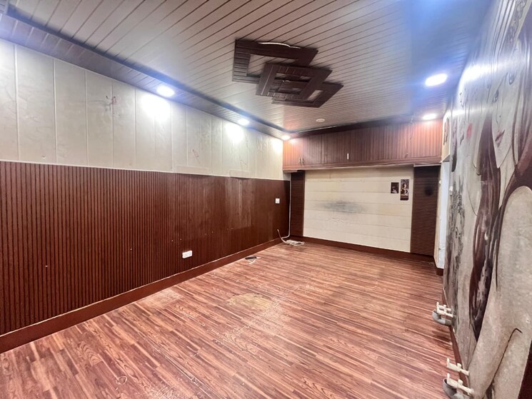 Room, om-sai-city-gomati-nagar 4 Bedroom 2000 Sq.Ft. Independent House In Gomti Nagar Lucknow 9133633