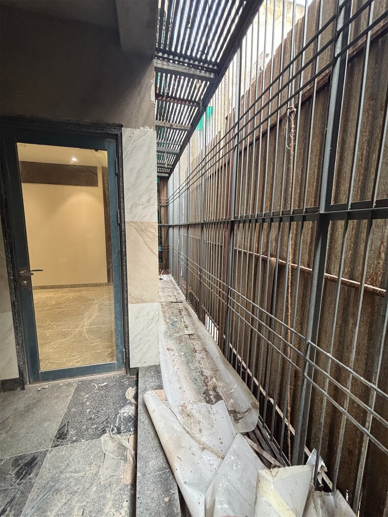 Balcony, janakpuri 4 Bedroom 2025 Sq.Ft. Builder Floor In Janakpuri Delhi 9133631