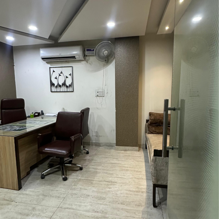 Team Area, sector 2 Commercial Office Space 500 Sq.Ft. In Sector 2 Noida 9133649