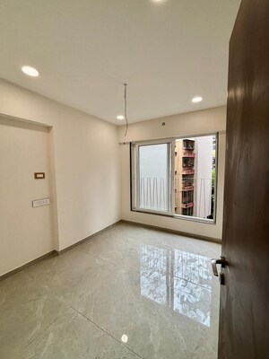 Room in 1 BHK Apartment at Sai Siddhant CHS, Vasai West – for Sale