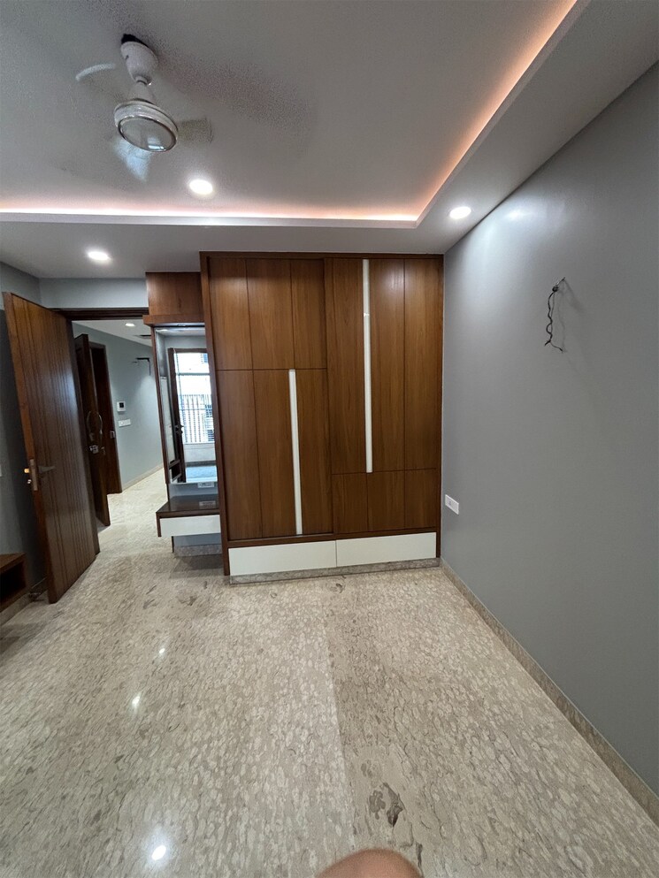 Room, janakpuri 3 Bedroom 1350 Sq.Ft. Builder Floor In Janakpuri Delhi 9133675