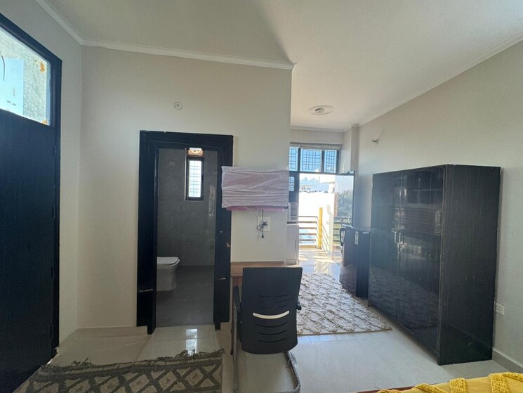 Kitchen, sector 52 Studio 644 Sq.Ft. Builder Floor In Sector 52 Gurgaon 9133689