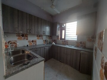 Kitchen in 2 BHK Builder Floor at Sector 46 – for Rent