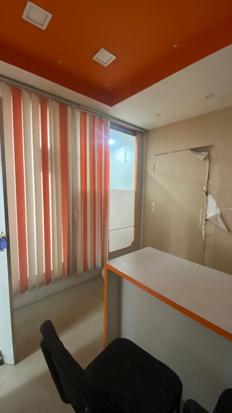 Room, chinar park Commercial Office Space 2020 Sq.Ft. In Chinar Park Kolkata 9133687