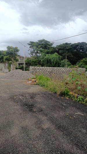 Plot Area in  Plot at Devarachikkana Halli – for Sale