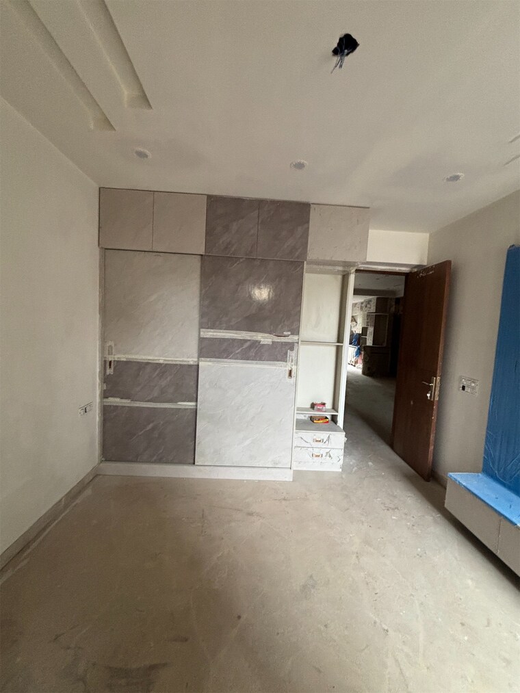 Room, janakpuri 3 Bedroom 1350 Sq.Ft. Builder Floor In Janakpuri Delhi 9133695