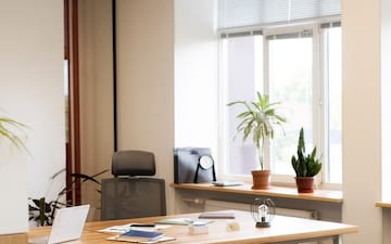Office Space For Rent in Malad East