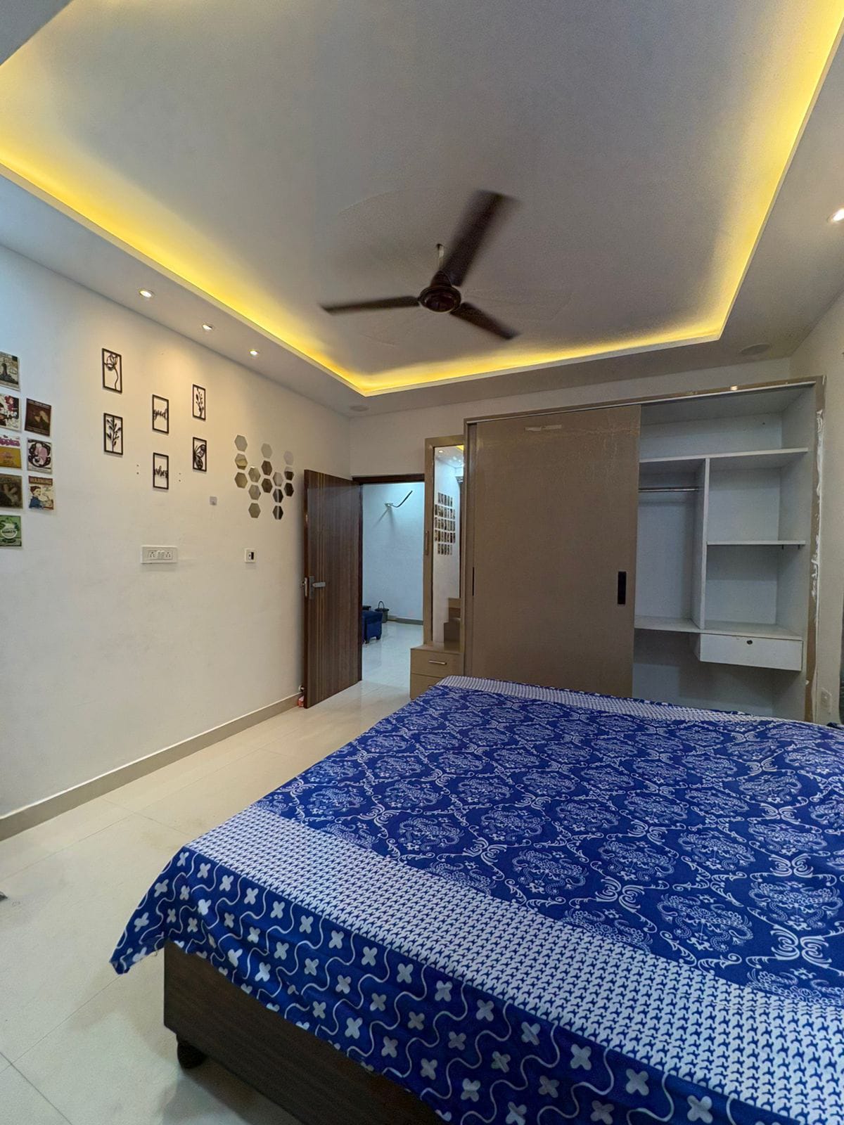 3 BHK + Pooja Room 1300 Sq.Ft. Apartment in Shri Devaji Residency