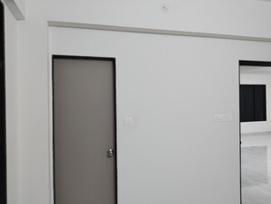 Room in 2 BHK Apartment at Chheda Rameshwar, Nalasopara West – for Sale