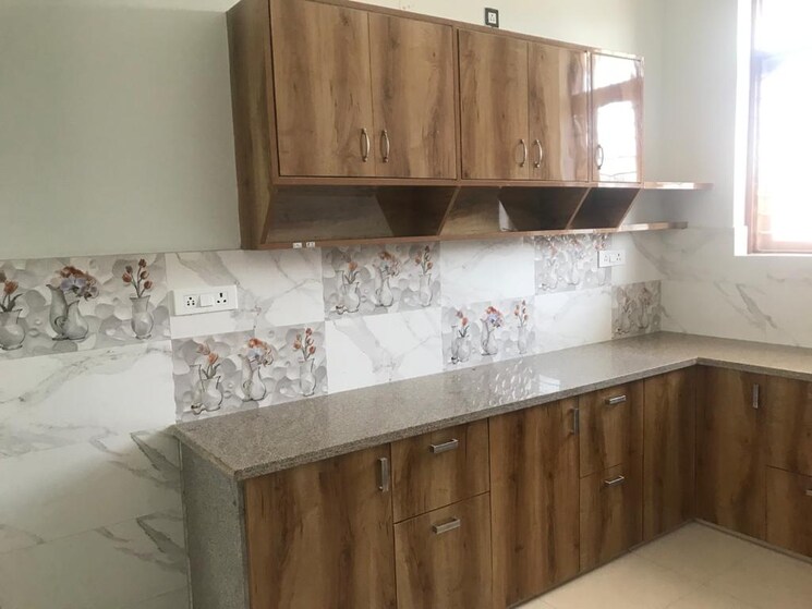 Kitchen, sector 46 3 Bedroom 200 Sq.Yd. Builder Floor In Sector 46 Gurgaon 9133830