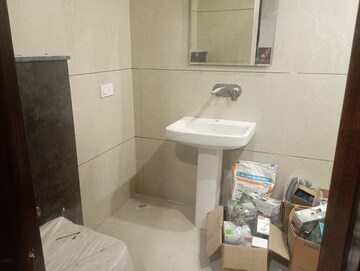 Team Area in 3 BHK Builder Floor at Sector 42 – for Rent