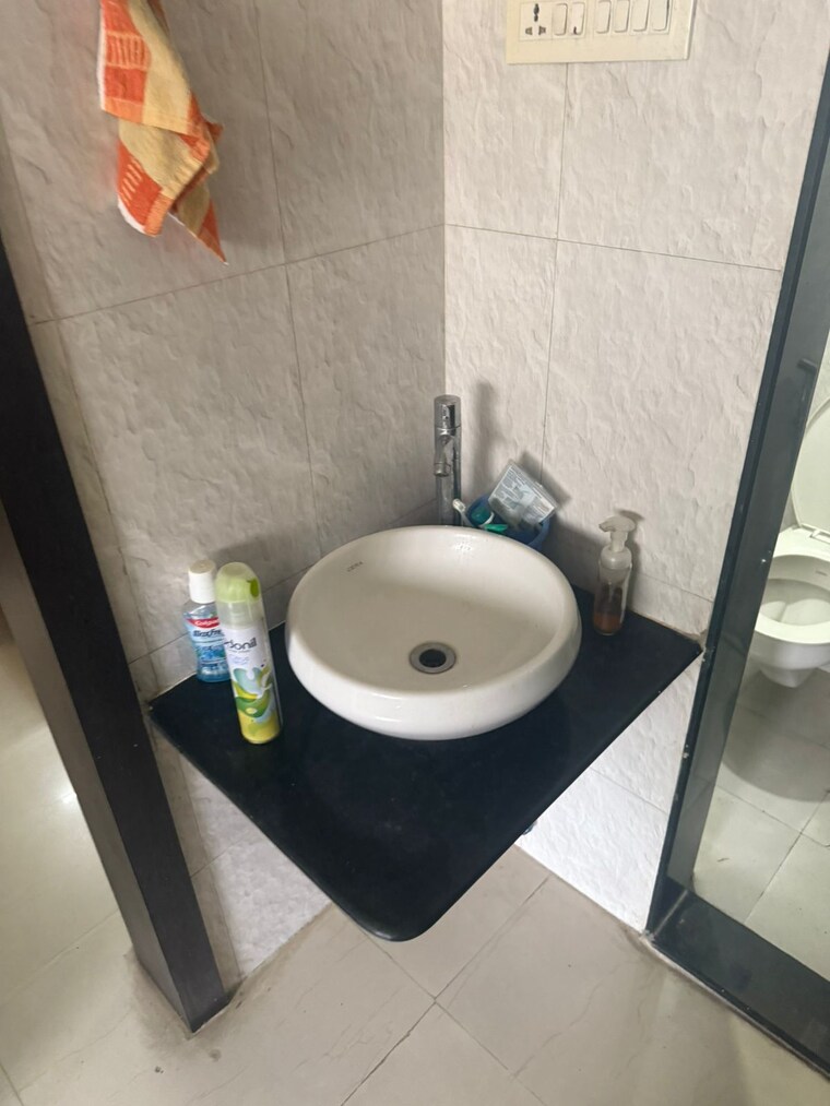 Bathroom, matrix-alfa-1 1 Bedroom 630 Sq.Ft. Apartment In Kharadi Pune 9133883