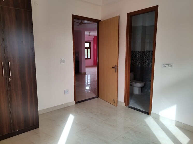 Room, sector 38 3 Bedroom 200 Sq.Yd. Builder Floor In Sector 38 Gurgaon 9133964