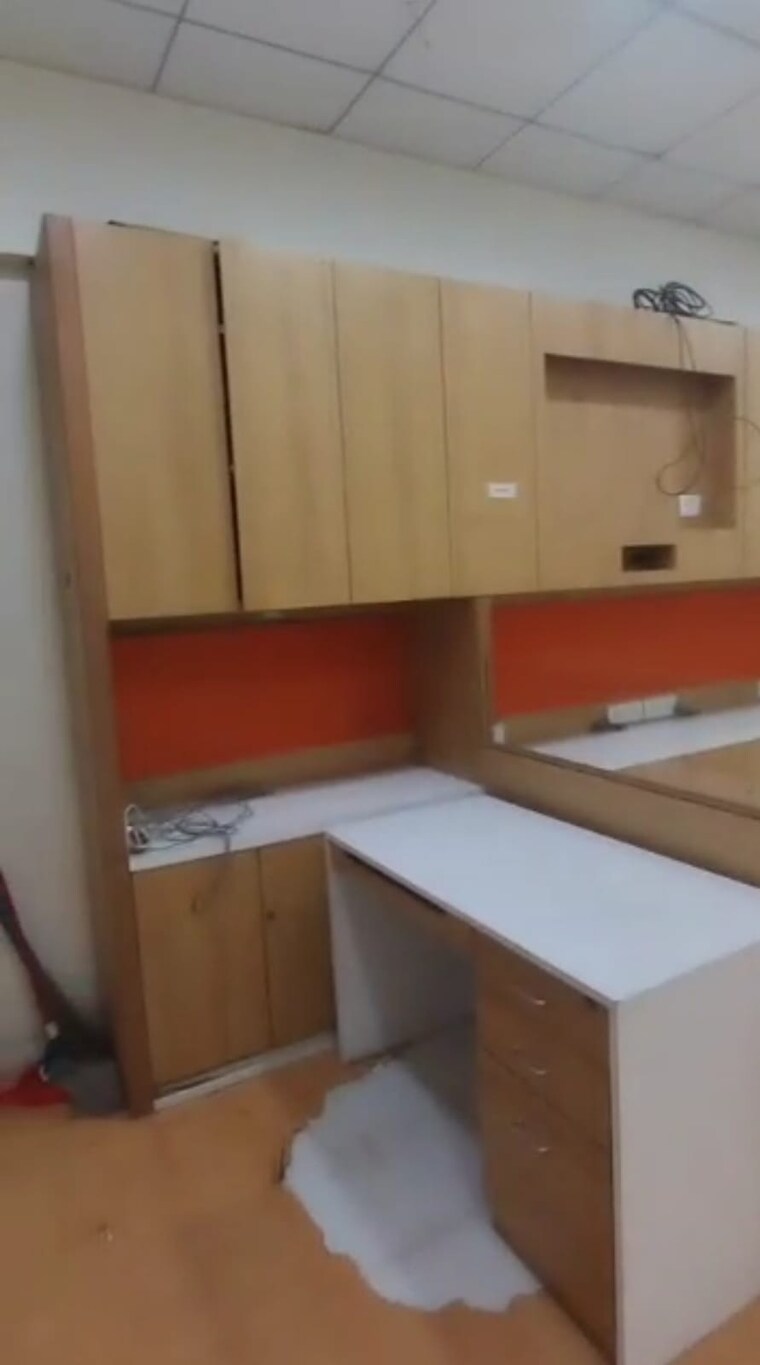 Kitchen, andheri west Commercial Office Space 700 Sq.Ft. In Andheri West Mumbai 9133971