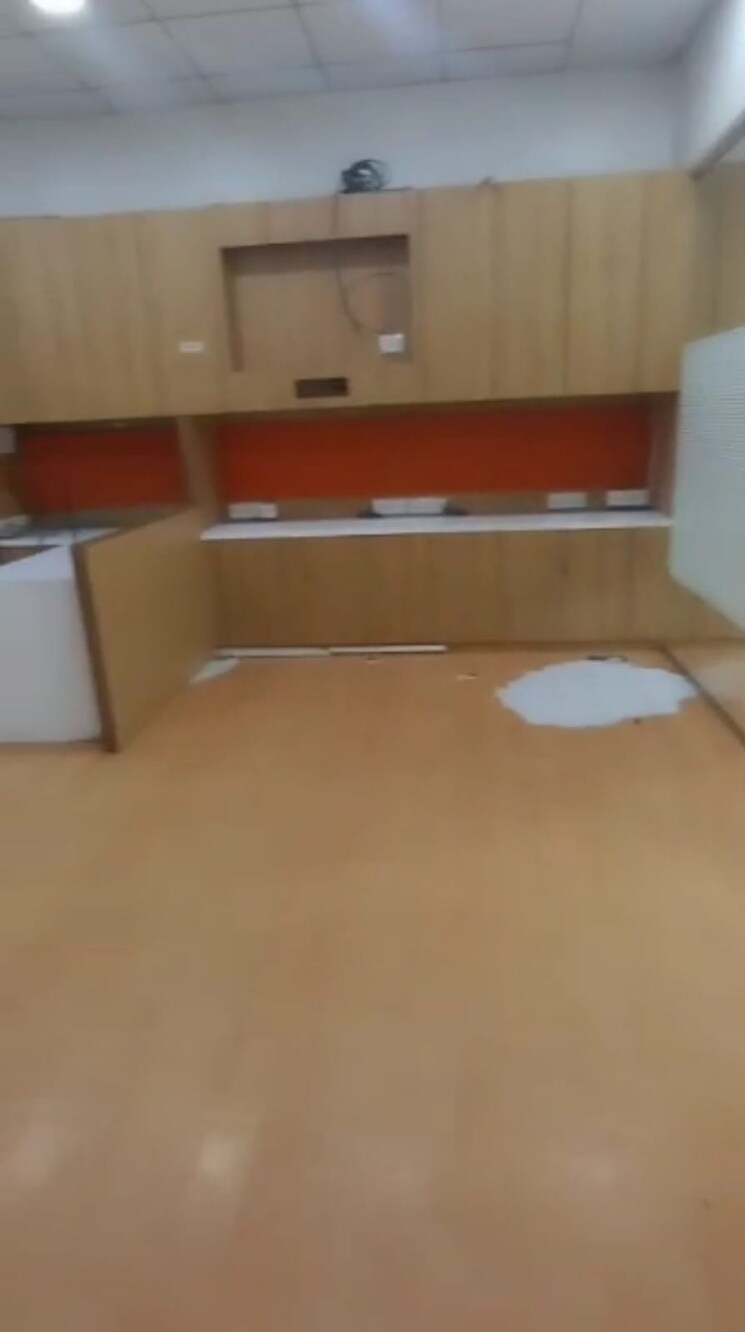 undefined, andheri west Commercial Office Space 700 Sq.Ft. In Andheri West Mumbai 9133971