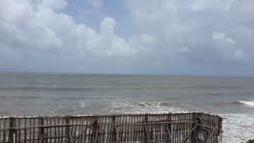 Balcony in 4 BHK Villa at Juhu – for Sale