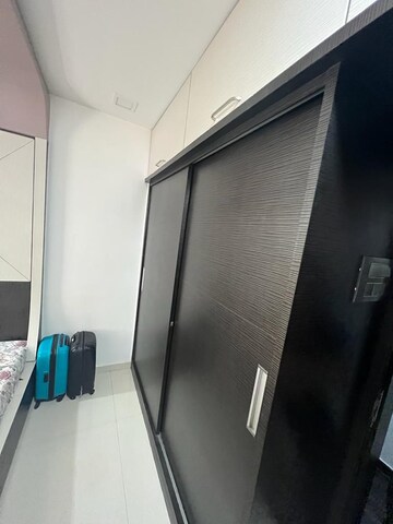 Furnished Amenities in 2 BHK Apartment at Samata CHS Goregaon West, Goregaon West – for Rent