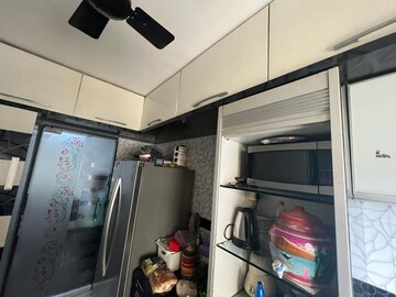 Furnished Amenities in 2 BHK Apartment at Samata CHS Goregaon West, Goregaon West – for Rent