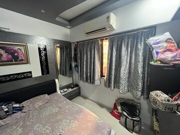 Team Area in 2 BHK Apartment at Samata CHS Goregaon West, Goregaon West – for Rent