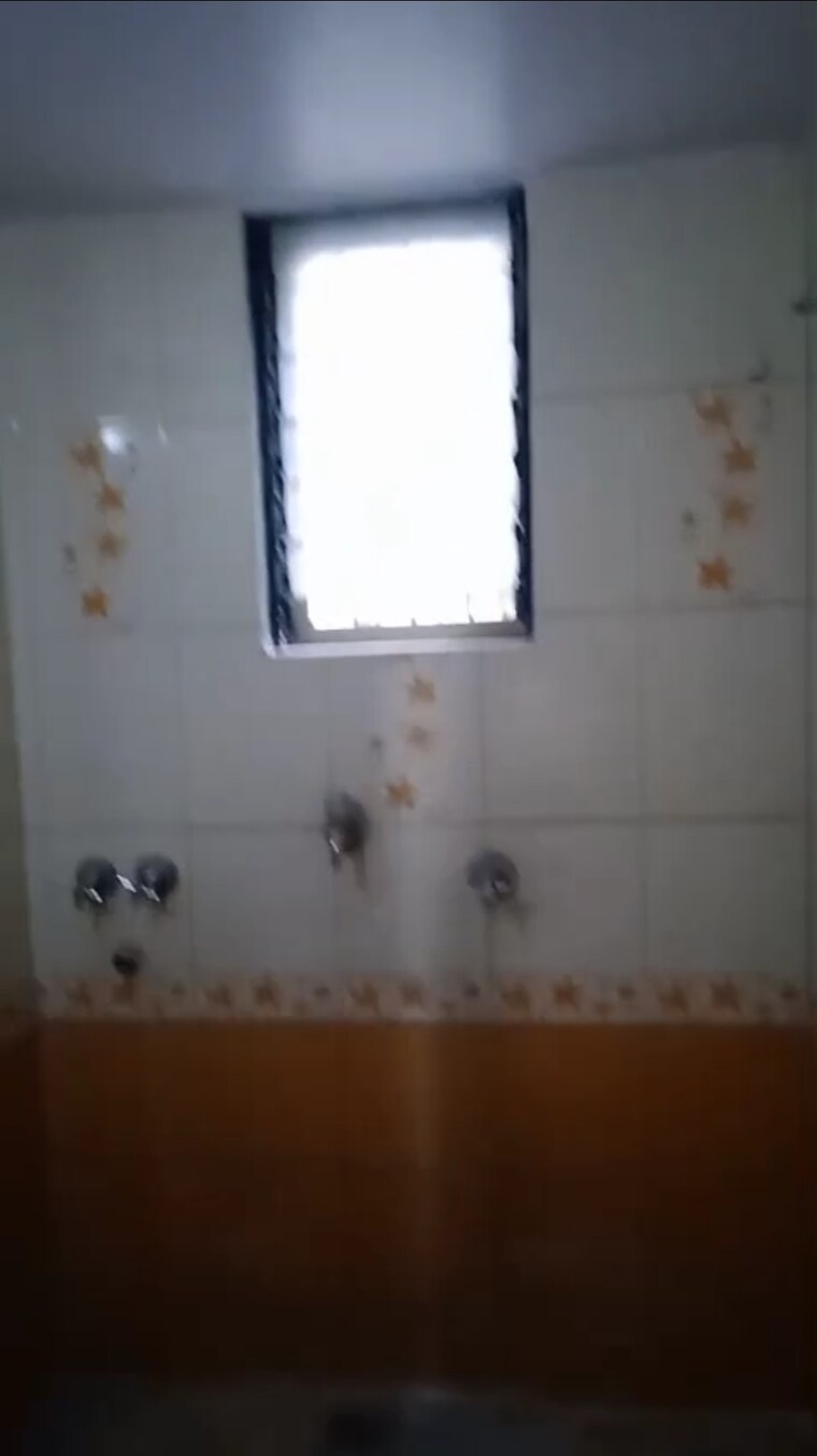 Bathroom, bharat-bhoir-park 1 Bedroom 600 Sq.Ft. Apartment In Kalyan West Thane 9133991