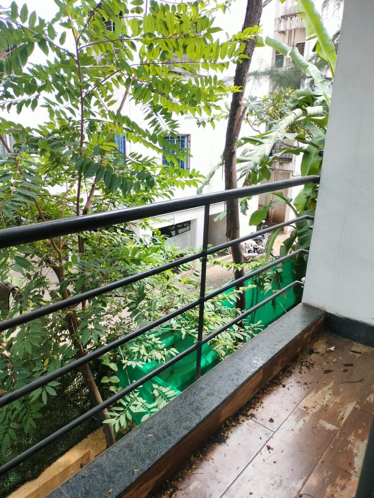 Balcony, sarah-enclave-viman-nagar 2 Bedroom 1500 Sq.Ft. Apartment In Viman Nagar Pune 9133995