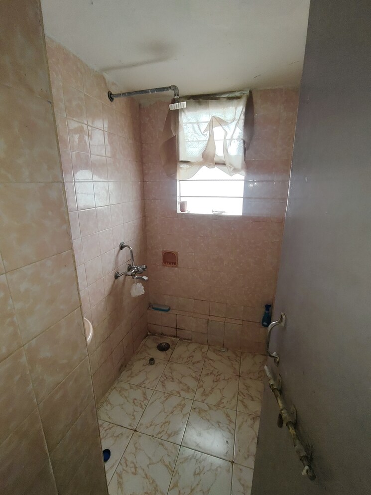 Bathroom, popular-heights 1 Bedroom 500 Sq.Ft. Apartment In Koregaon Park Pune 9134001