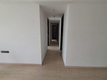 Room in 3 BHK Apartment at Lodha The Park, Worli – for Rent