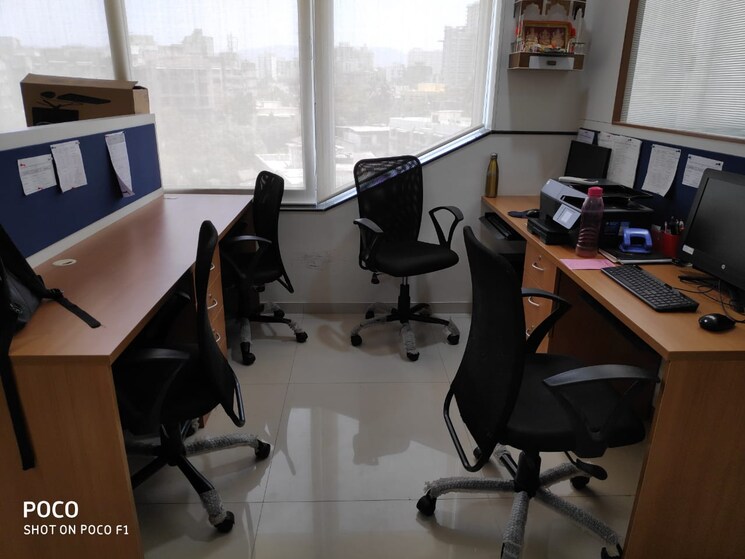 Team Area, paras-business-center Commercial Office Space 295 Sq.Ft. In Borivali East Mumbai 9134005