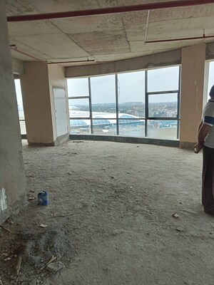 Parking in  Office Space in IT/SEZ at Mahesh Crescent Mall and Heights, Amar Shaheed Path – for Sale