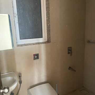 Bathroom in 1.5 BHK Apartment at Runwal Forests, Datar Colony – for Rent