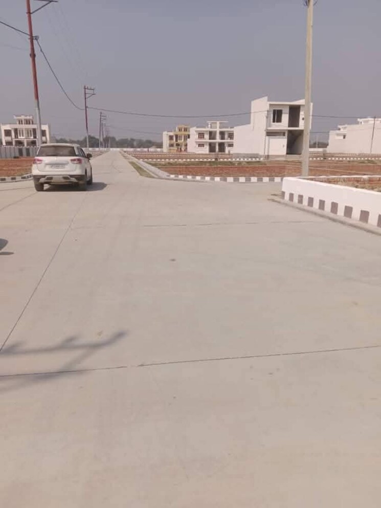 Exterior View, dadri  60 Sq.Yd. Plot In Dadri Greater Noida 9134045