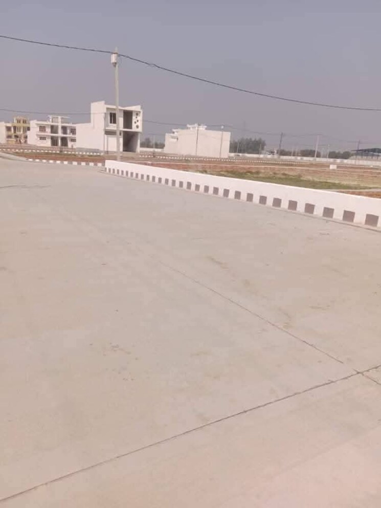 Exterior View, dadri  60 Sq.Yd. Plot In Dadri Greater Noida 9134045
