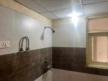 Kitchen in 2 BHK Apartment at Gulmohur Garden, Raj Nagar Extension – for Rent