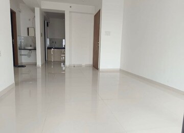 Room in 2 BHK Apartment at Majestique Signature Towers, Balewadi – for Rent
