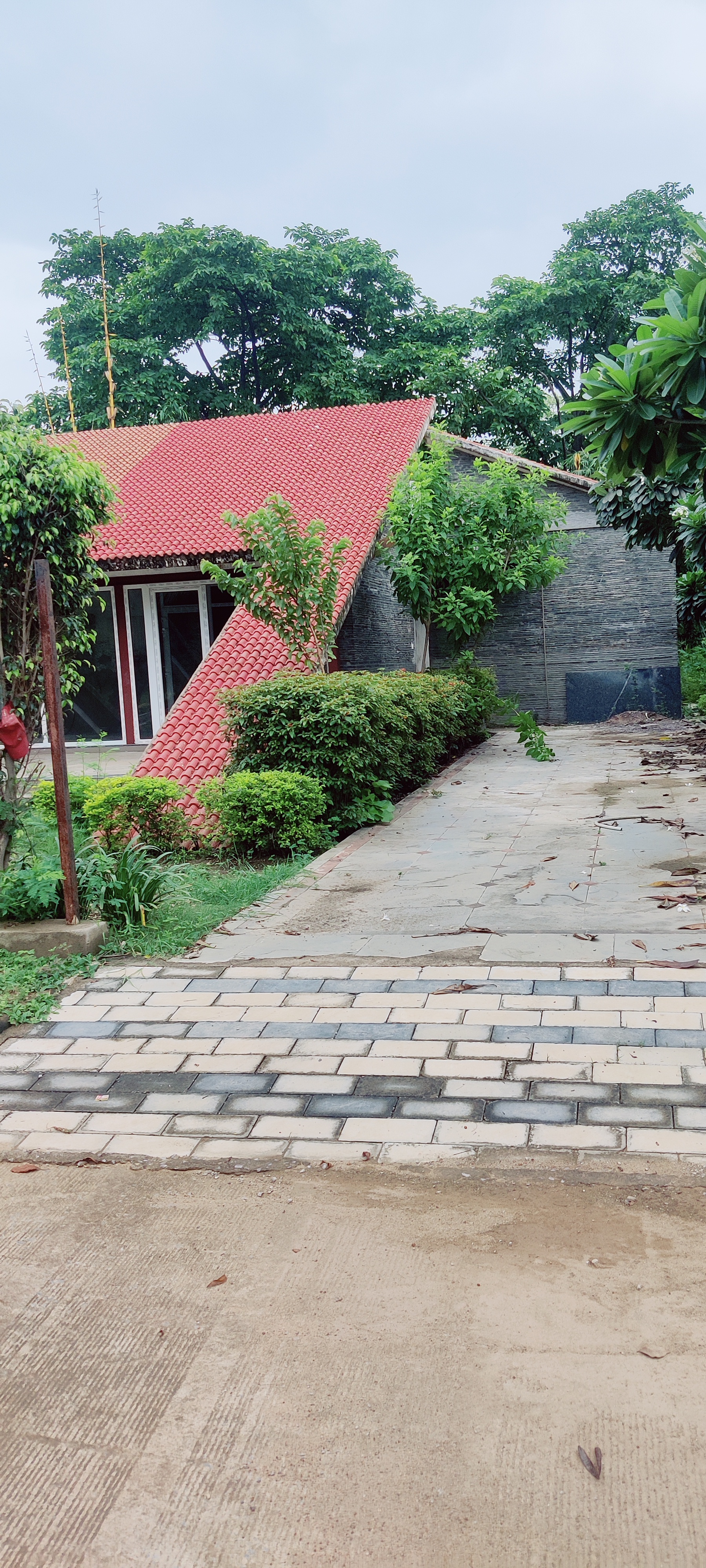 2 BHK + Servant Room Villa For Sale in Villa For Sale In Raipur 