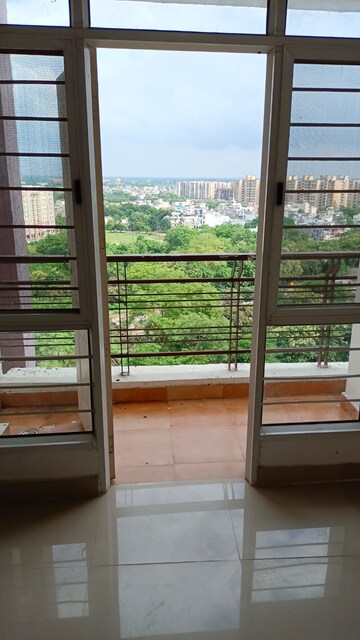 Balcony in 2 BHK Apartment at Eldeco Saubhagyam, Vrindavan Yojna – for Rent