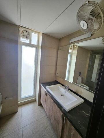 Kitchen in 4 BHK Builder Floor at Sector 31 – for Rent