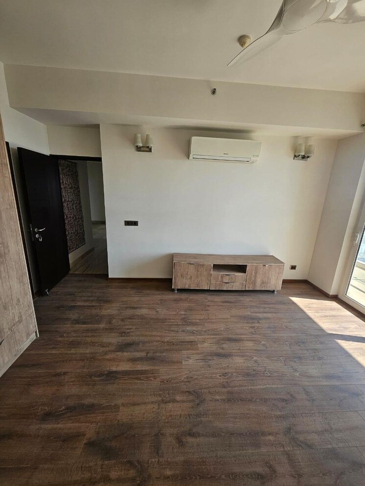 Kitchen, sector 31 4 Bedroom 2500 Sq.Ft. Builder Floor In Sector 31 Gurgaon 9134073