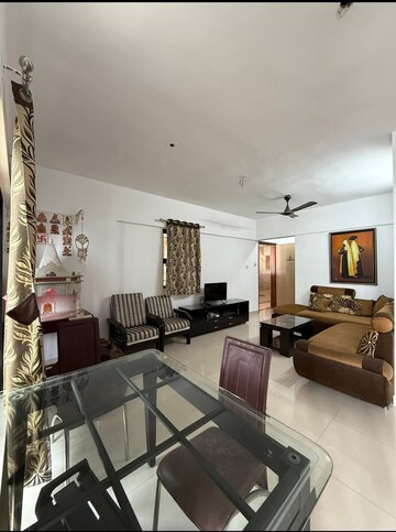 2 BHK Apartment For Rent in Magarpatta Sylvania, Hadapsar