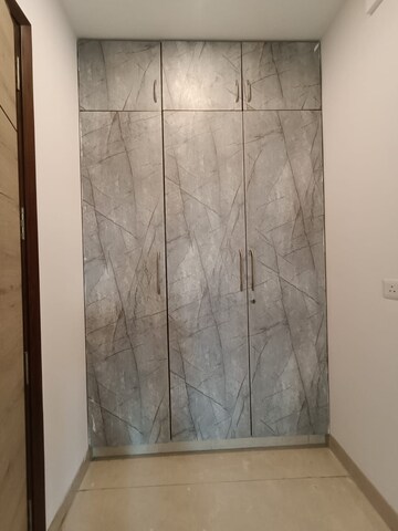 Bathroom in 2 BHK Builder Floor at Sector 38 – for Rent