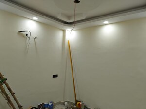 Furnished Amenities in 2 BHK Builder Floor at Govindpuri – for Sale