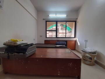 Furnished Amenities in 2 BHK Apartment at Nav Jyotirling CHS, Malad East – for Rent